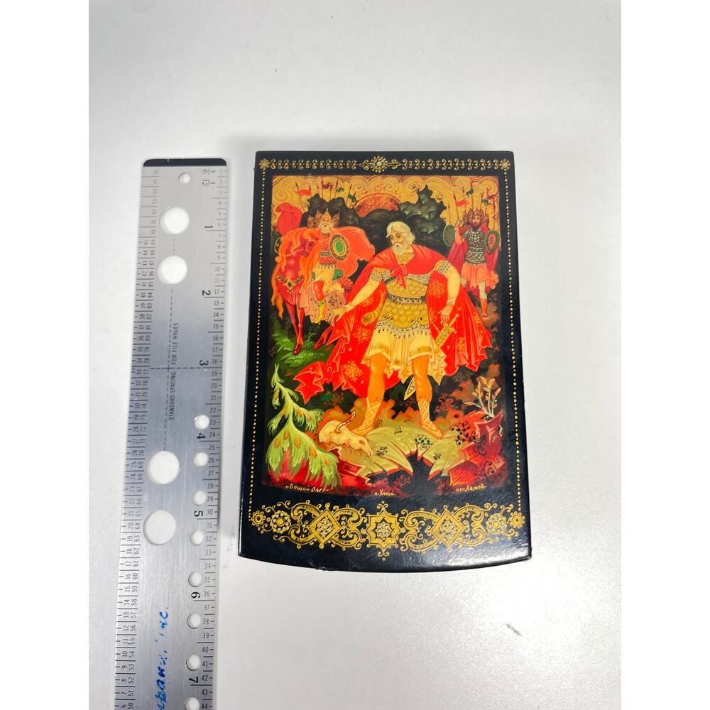 Decorative Black and Red Lacquer Box - Picture 13 of 13